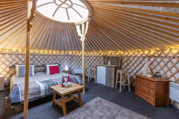 Фото номера Шатер Люкс-шатры Yurt with a river view г. Tapio 12